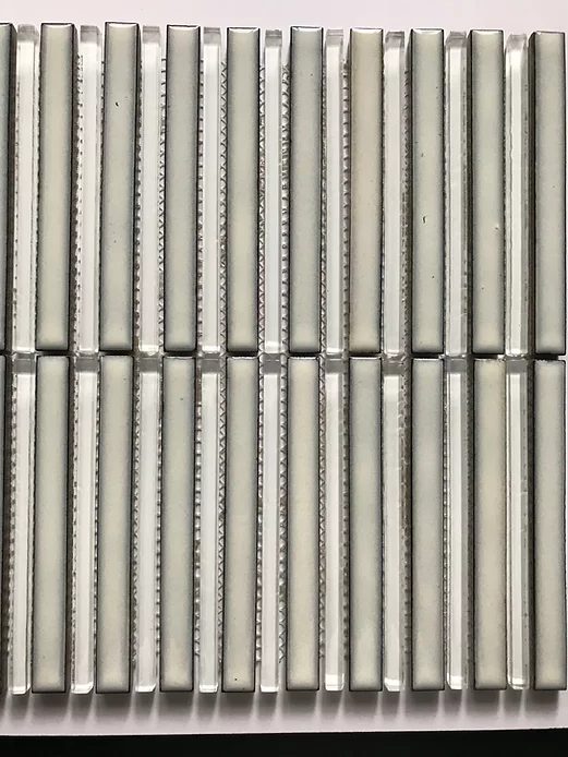 Crackle Glass tile sample